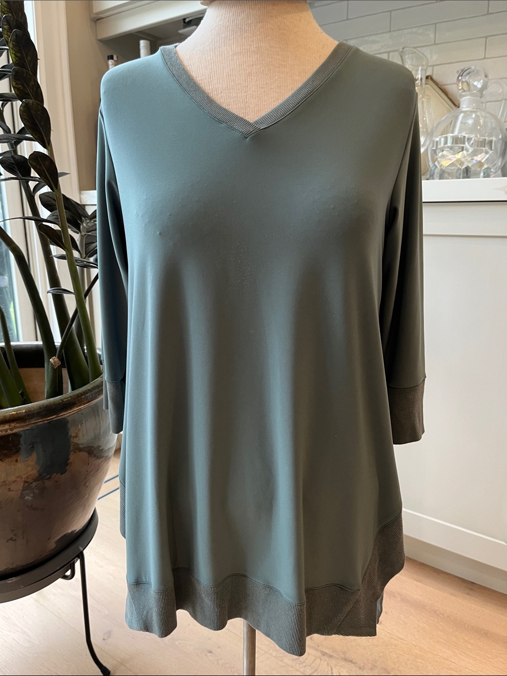Sympli Relaxed V-Neck 3/4 Sleeve  Sage Green Top w ribbed edge collar cuff & hem